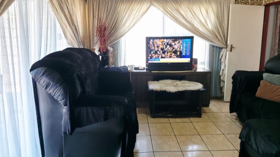 3 Bedroom Property for Sale in Rustenburg North North West